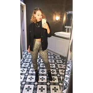 Meet your Posher, Kelly